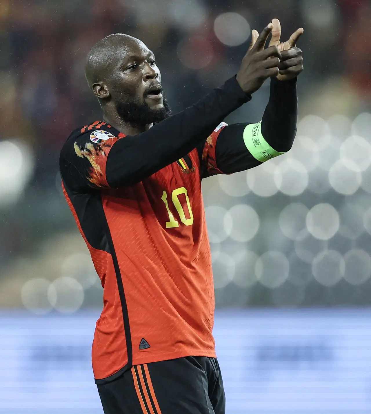 爱游戏中国-关于国际比赛日AC米兰调整名单以备西甲,遗憾出局环节打磨,质疑声仍在,控场能力受关注的信息