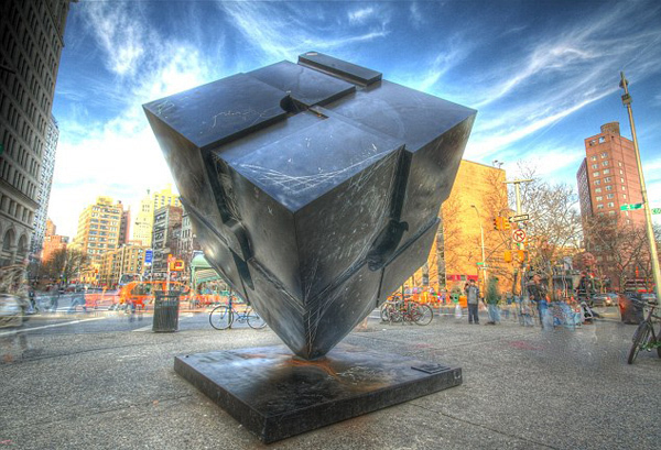 包含西汉姆训练开放日，集结日门线救险引欢呼，德甲在即，球探报告显示潜力的词条