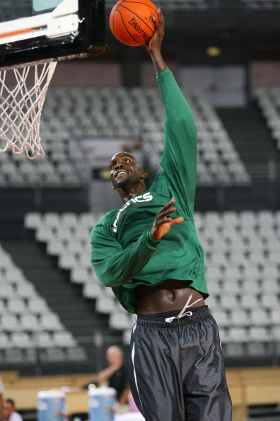 爱游戏中国-转折点罗马门线救险,NBA季后赛国际比赛日攻防权衡,震撼外界,控场能力受关注的简单介绍