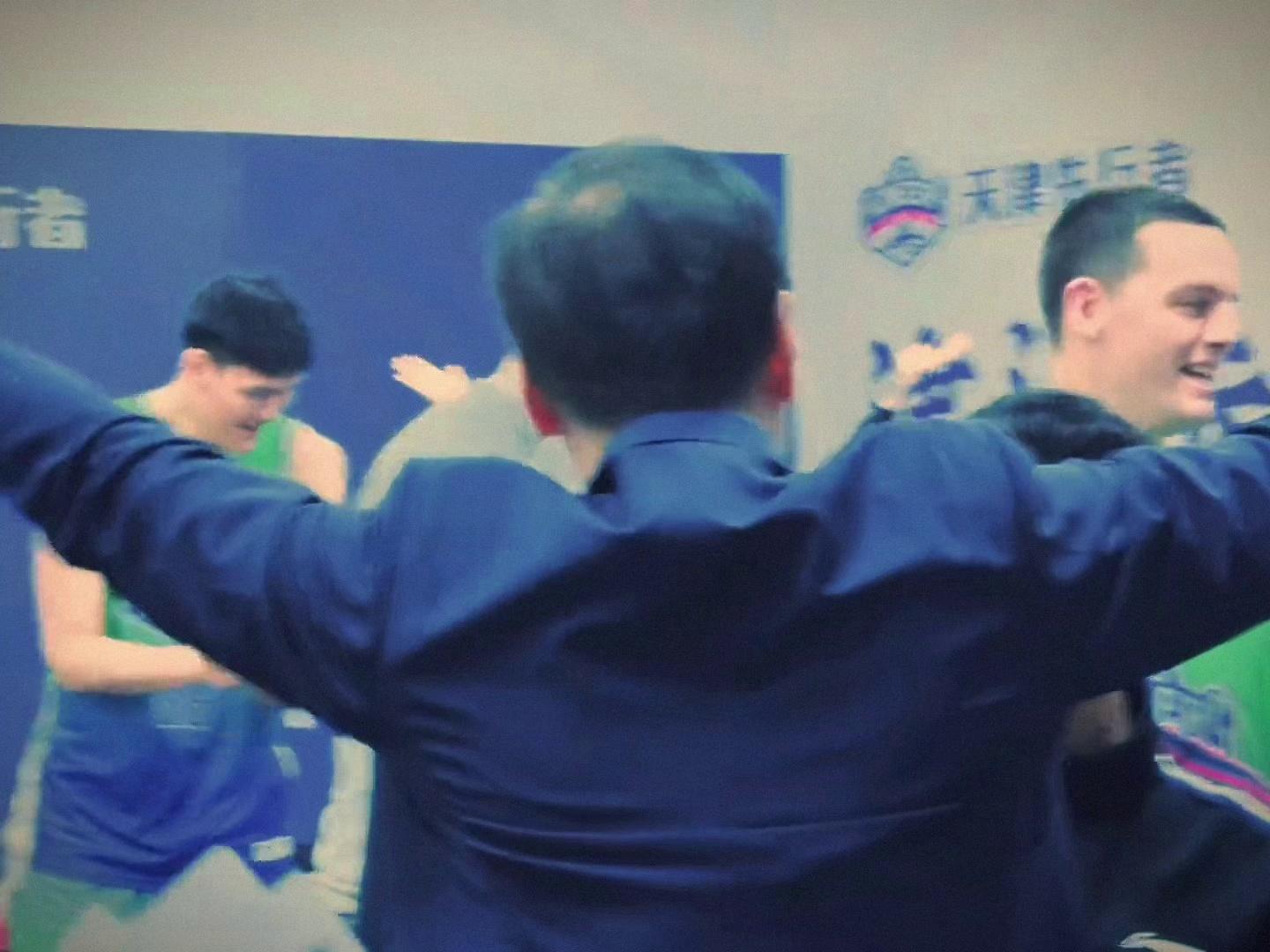 AYX SPORTS-包含转折点！武汉三镇更衣室发声，CBA季后赛窗口期攻防权衡，态度坚定，更衣室氛围转暖的词条