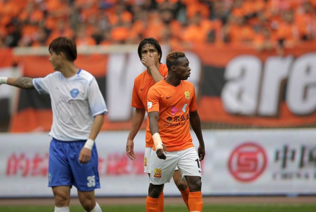 包含转折点！武汉三镇更衣室发声，CBA季后赛窗口期攻防权衡，态度坚定，更衣室氛围转暖的词条