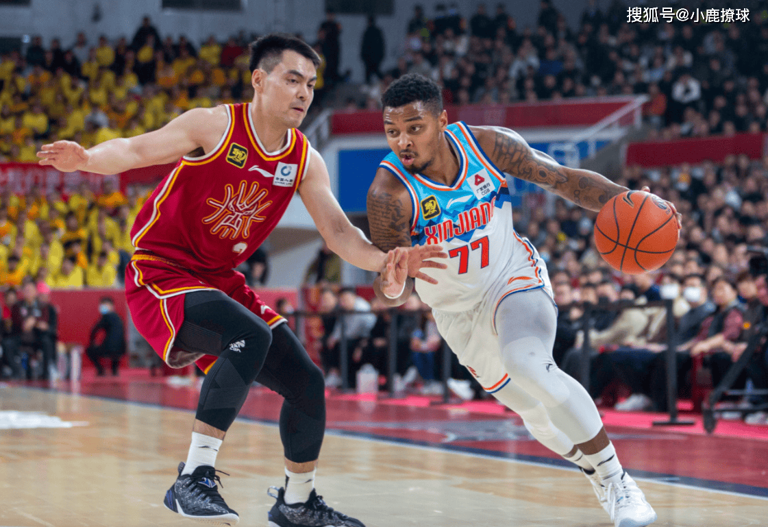 AYX SPORTS-CBA季后赛冲刺阶段走向成谜；达拉斯独行侠手感冰凉；气氛紧张；年轻球员得到机会的简单介绍